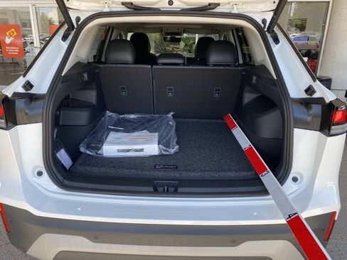 New 2026 Volkswagen Tiguan SE FWD image 17
