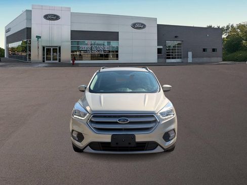 Used 2018 Ford Escape SEL AWD/4WD image 3
