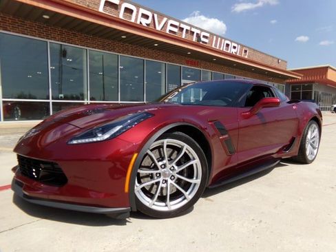 Used 2017 Chevrolet Corvette Grand Sport RWD image 2
