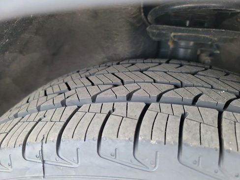 Used 2022 Ford Escape SE w/ Convenience Package image 30