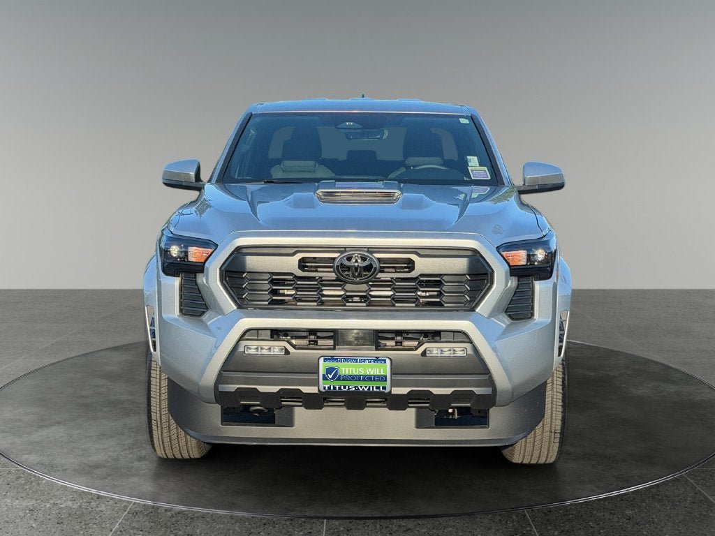 Used 2026 Toyota Tacoma TRD Sport AWD/4WD image 2