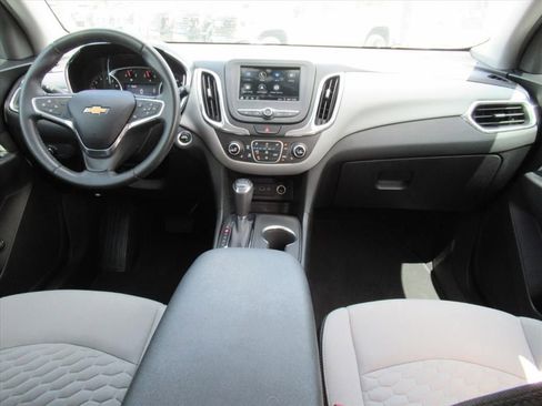 Used 2019 Chevrolet Equinox LT FWD image 12