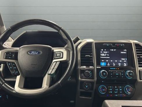 Used 2017 Ford F150 Lariat w/ Trailer Tow Package image 5