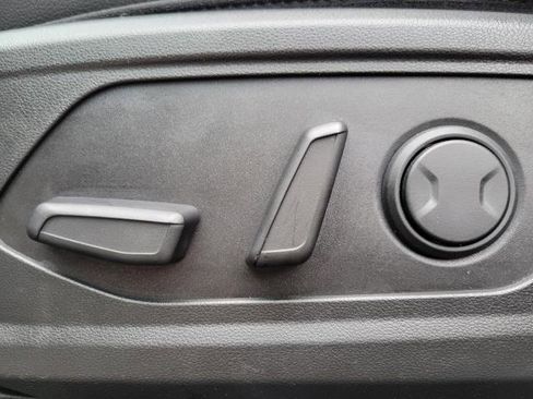 Used 2023 Hyundai Santa Cruz Limited image 16