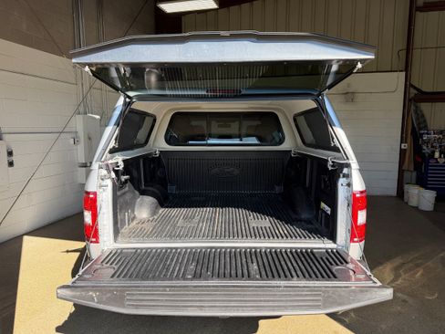 Used 2019 Ford F150 XLT w/ Equipment Group 302A Luxury AWD/4WD image 31