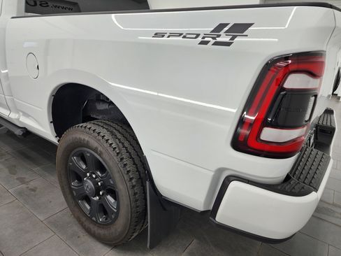 Used 2024 RAM 2500 Big Horn w/ Night Edition image 29