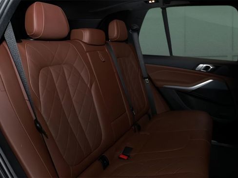 Used 2023 BMW X5 xDrive40i w/ M Sport Package image 15