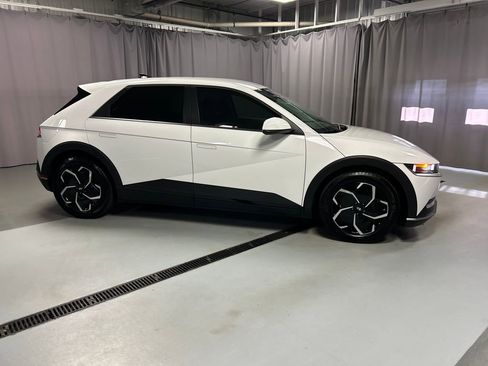 Used 2024 Hyundai Ioniq 5 SEL RWD image 8