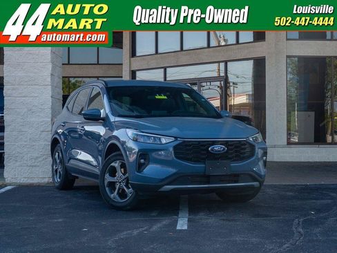 Used 2025 Ford Escape ST-Line Select AWD/4WD image 1