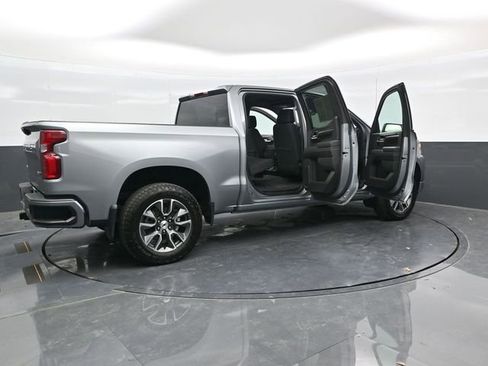 Used 2024 Chevrolet Silverado 1500 RST AWD/4WD image 7