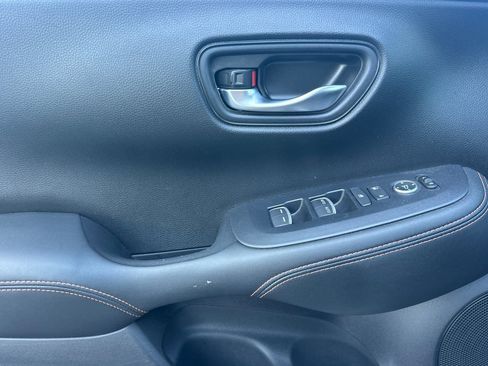 Used 2024 Honda HR-V Sport image 11