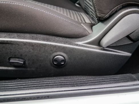 Used 2023 Dodge Challenger R/T w/ Blacktop Package image 21