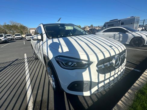 Used 2021 Mercedes-Benz GLA 250 image 2