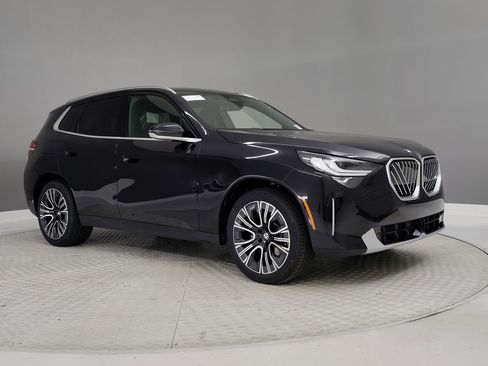 New 2026 BMW X3 xDrive30 w/ Convenience Package image 30