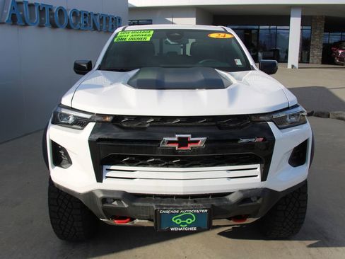 Certified 2024 Chevrolet Colorado ZR2 image 11
