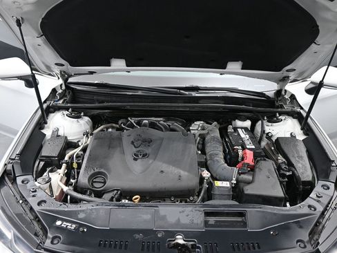 Used 2022 Toyota Avalon Limited image 26