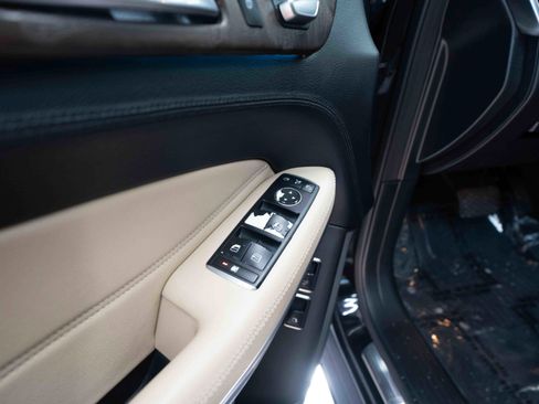 Used 2018 Mercedes-Benz GLS 550 GLS 550 image 7