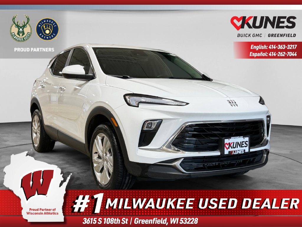 Used 2025 Buick Encore GX Preferred AWD/4WD image 1