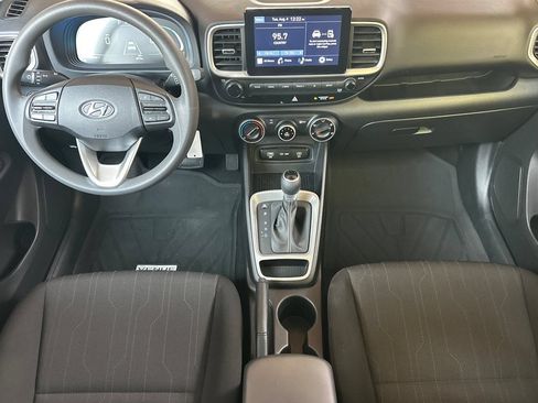 Certified 2026 Hyundai Venue SE FWD image 17