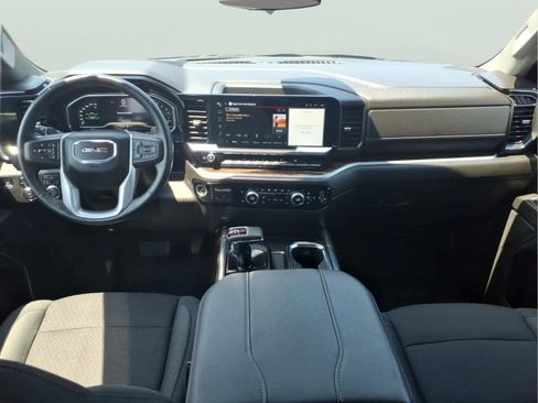 Used 2024 GMC Sierra 1500 Elevation AWD/4WD image 17