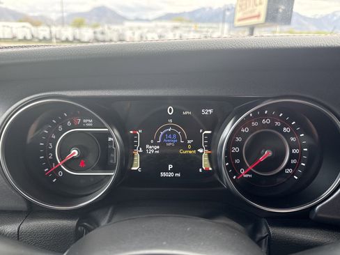 Used 2022 Jeep Gladiator Mojave w/ Trailer Tow Package AWD/4WD image 26