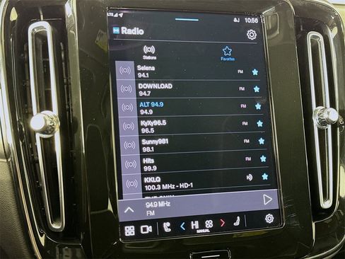 Certified 2024 Volvo XC40 Recharge Plus w/ Protection Package Premier image 15