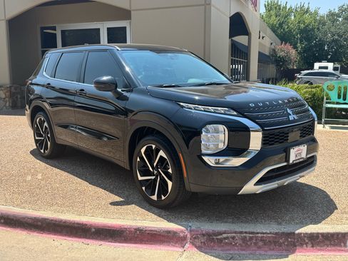 Used 2024 Mitsubishi Outlander SE AWD/4WD image 6