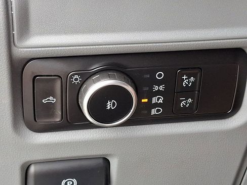 Used 2023 Ford F150 XLT AWD/4WD image 28