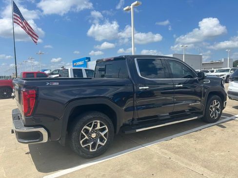 Used 2023 GMC Sierra 1500 SLT w/ SLT Premium Package image 11