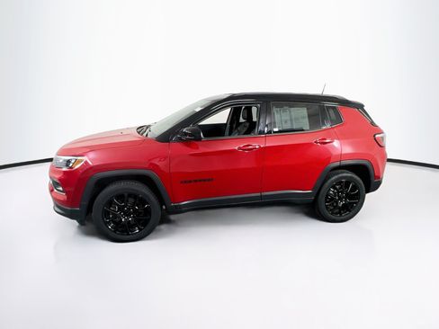 Used 2023 Jeep Compass Latitude w/ Convenience Group AWD/4WD image 8