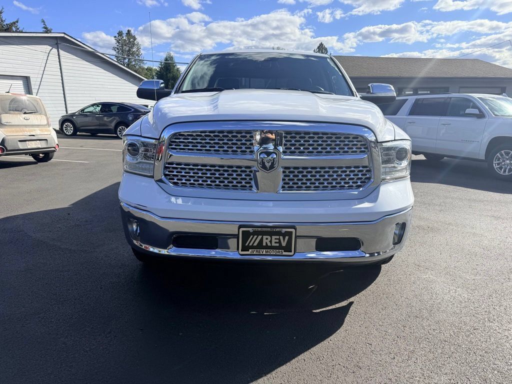 Used 2017 RAM 1500 Laramie AWD/4WD image 8