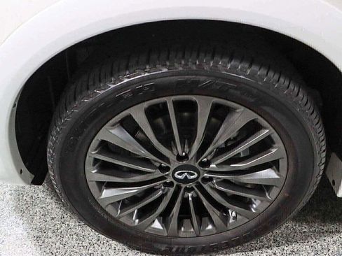 Used 2023 INFINITI QX80 Premium Select w/ Cargo Package image 11