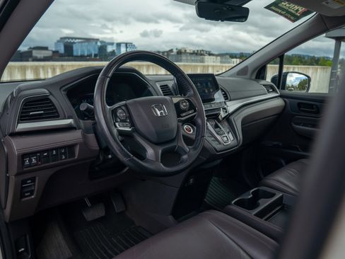Used 2019 Honda Odyssey EX-L image 16