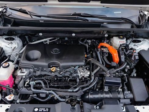 Used 2024 Toyota RAV4 XLE image 27