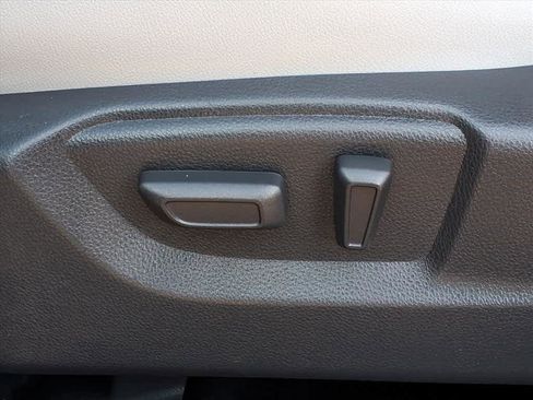 Used 2024 Mitsubishi Eclipse Cross SEL image 14