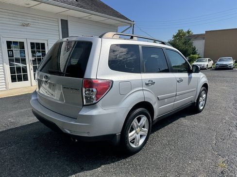 Used 2010 Subaru Forester 2.5X Limited AWD/4WD image 10