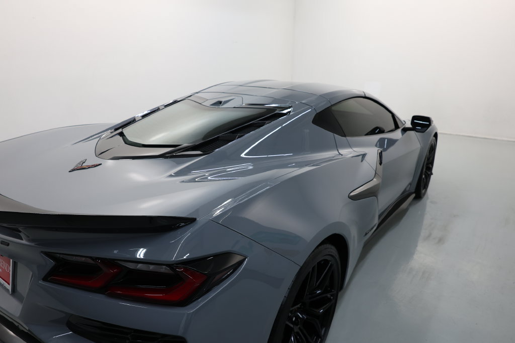 Used 2024 Chevrolet Corvette Z06 w/ Stealth Interior Trim Package RWD image 82
