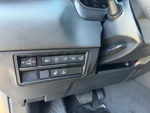 Used 2024 Toyota Tundra Limited image 24