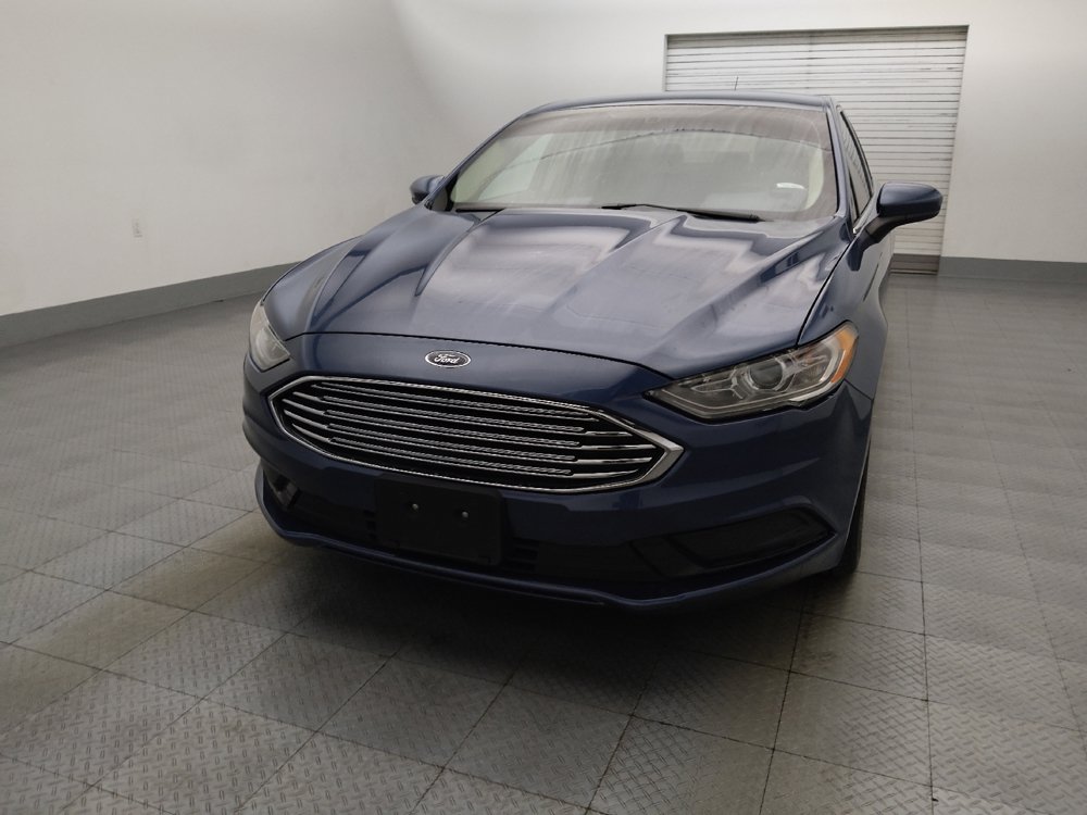 Used 2018 Ford Fusion SE w/ Fusion SE Technology Package FWD image 15