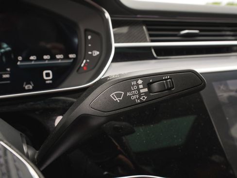 Used 2023 Audi S8 w/ S8 Comfort Plus Package AWD/4WD image 21