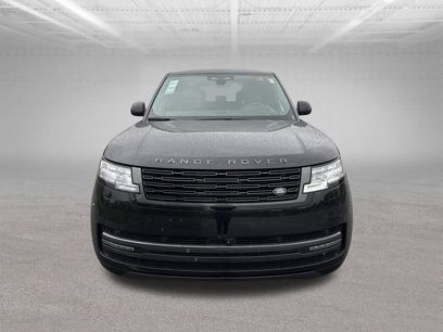 New 2025 Land Rover Range Rover SE