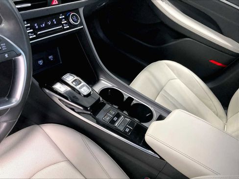 Used 2021 Hyundai Sonata Limited w/ Cargo Package image 20