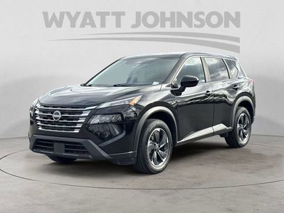 Used 2025 Nissan Rogue SV