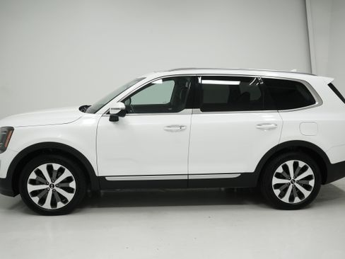 Used 2020 Kia Telluride S FWD image 7
