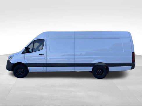 New 2025 Mercedes-Benz Sprinter 3500 image 2