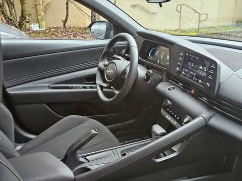 New 2026 Hyundai Elantra Sport FWD image 10