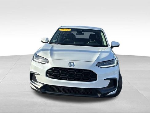 Certified 2023 Honda HR-V LX image 2