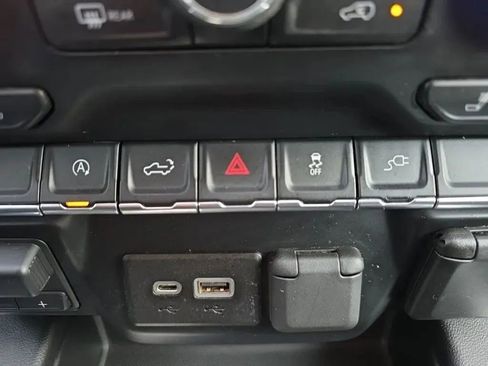 Used 2019 Chevrolet Silverado 1500 RST w/ True North Edition image 20