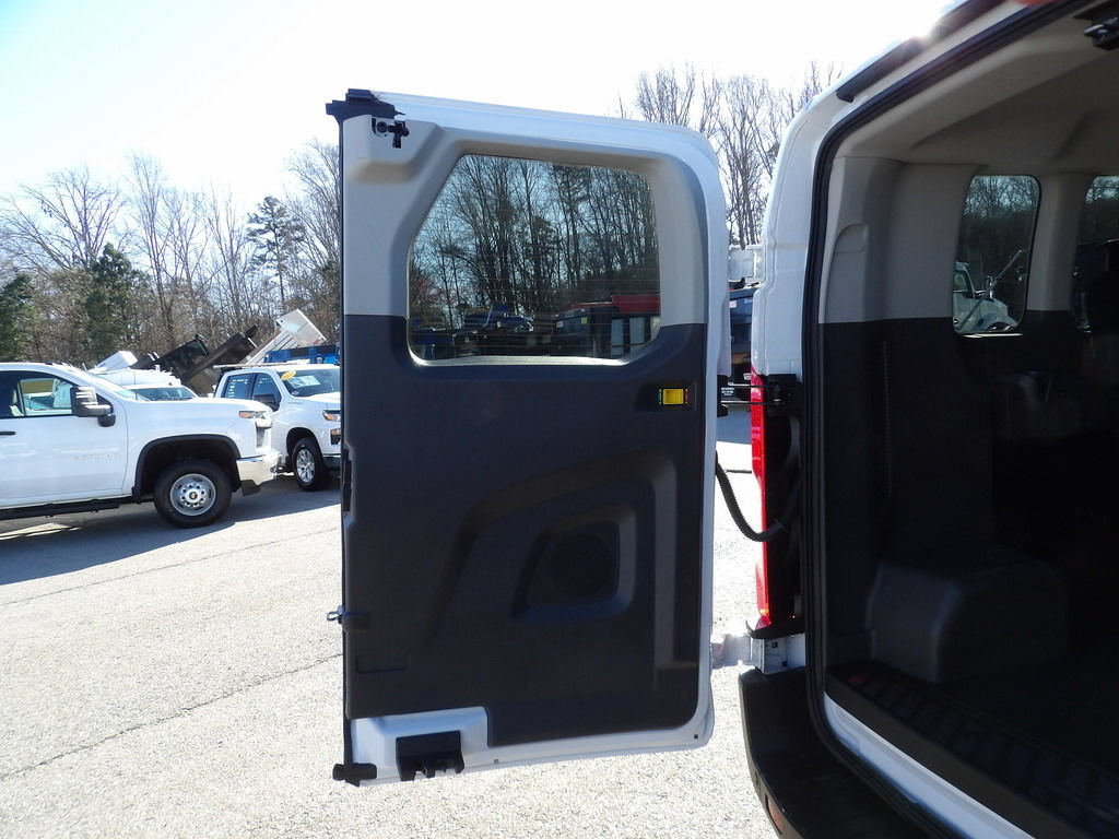 Used 2023 Ford Transit 350 XLT RWD image 46