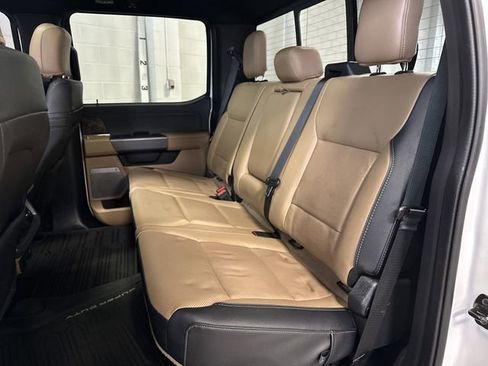 Used 2023 Ford F450 Lariat w/ Lariat Ultimate Package image 34